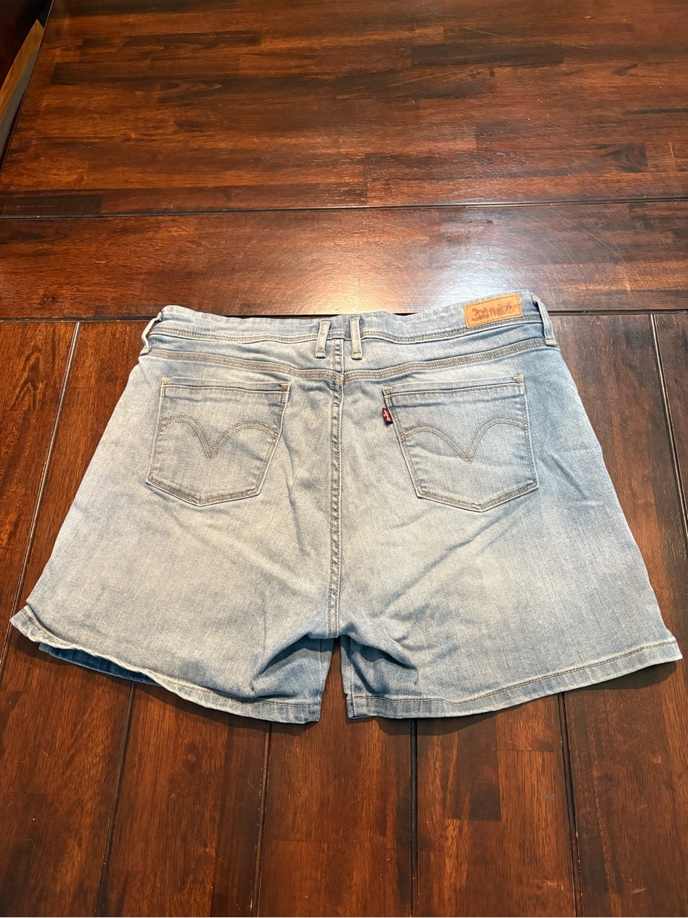 Levi's Light Blue Denim Shorts, Women’s 12 - Picture 5 of 5